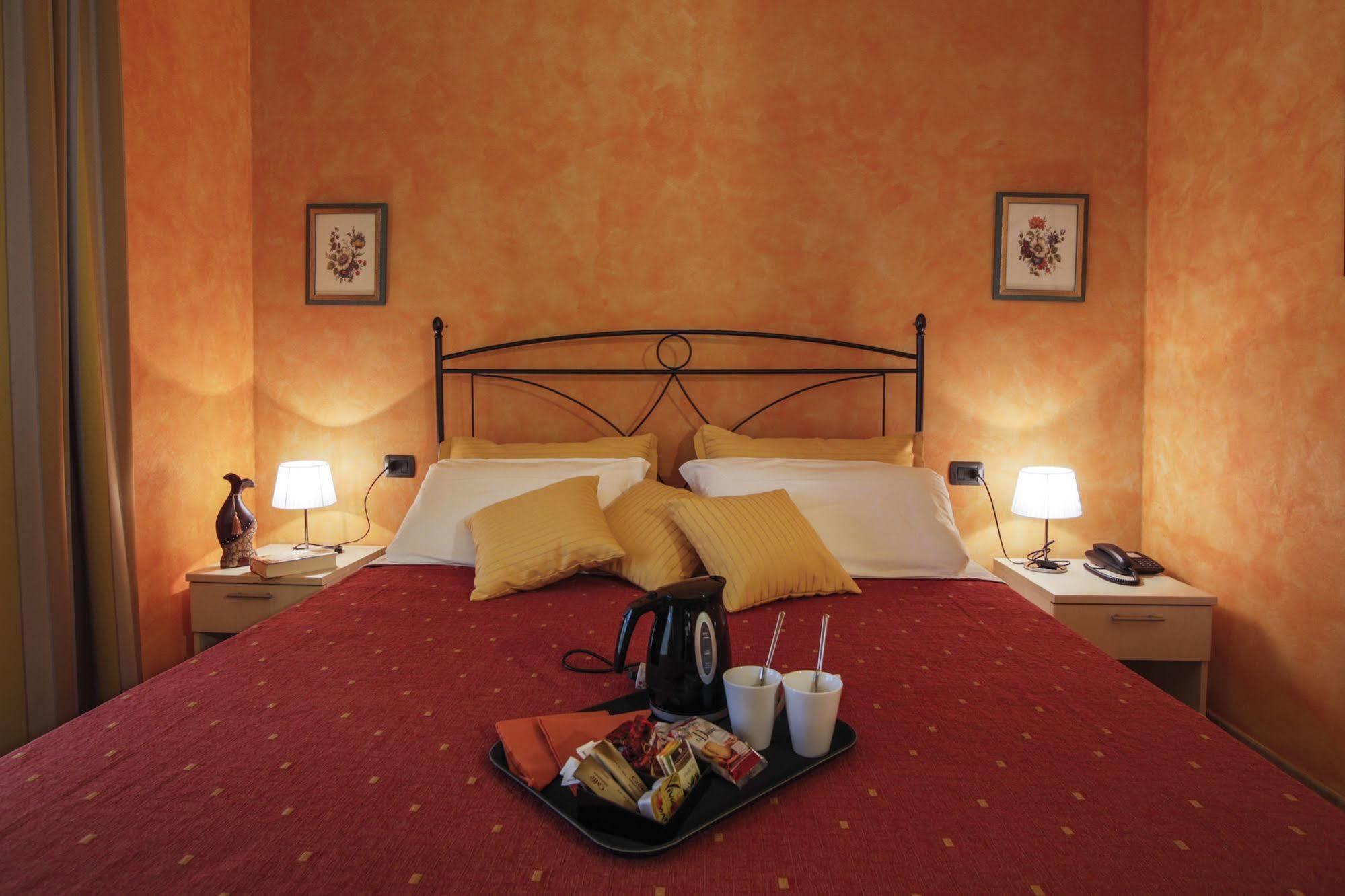 Hotel L'Antica Sosta Castelfiorentino Zewnętrze zdjęcie